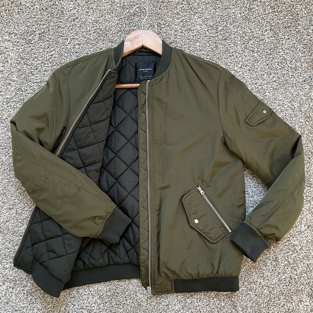 Zara bomber jacket quilted interior dark olive Size US Small